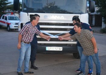Bomberos incorporó nueva unidad, inauguró la sala de guardia y presentó el proyecto edilicio