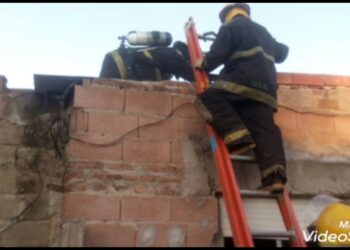 Principio de incendio en una vivienda (fotos)
