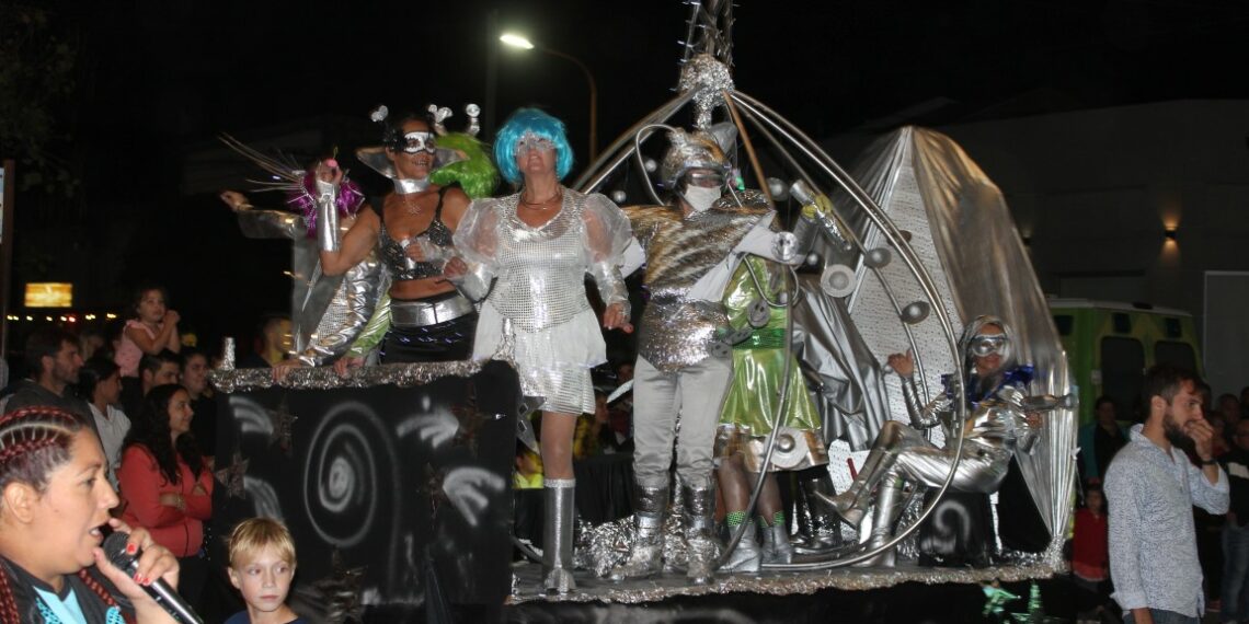 Volvió el Carnaval al centro de la ciudad y se disfrutó a pleno