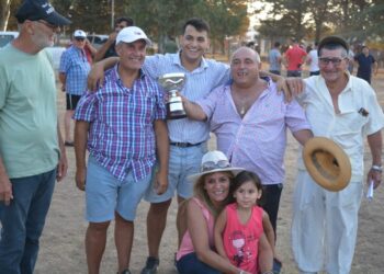 Unas 1200 personas fueron testigos de una exitosa jornada hípica en Tornquist