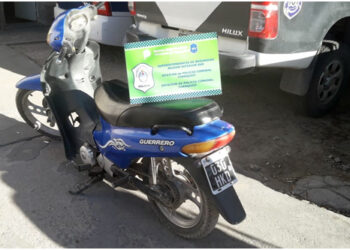 TRES APREHENDIDOS POR INCUMPLIMIENTO AL AISLAMIENTO SOCIAL, PREVENTIVO Y OBLIGATORIO Y SECUESTRO DE AUTOMOTOR