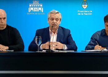 No habrà clases hasta el 31 de marzo, licencia para grupos de riesgos y cierre de fronteras