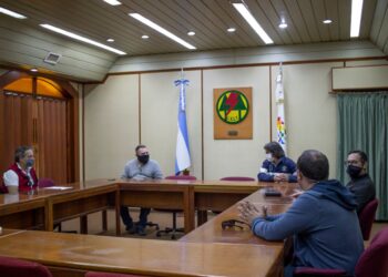 Autoridades de la CELT. se reunieron con entidades representantes de la actividad comercial y turística