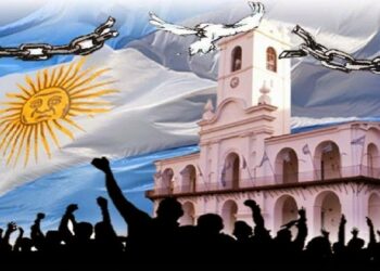 25 de Mayo: Saludo de las instituciones educativas del distrito (video)