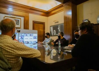 Kicillof: “Los especialistas nos han dado elementos para sostener lo que hoy estamos haciendo”