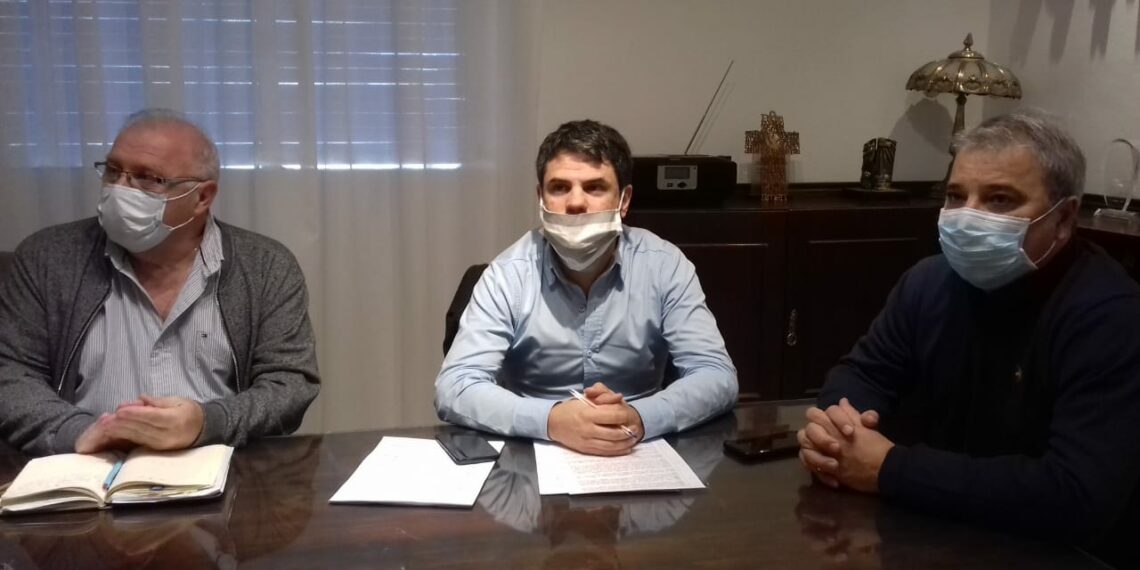 “Tenemos que seguir apuntalando a la salud y también dar una mano a los comerciantes”