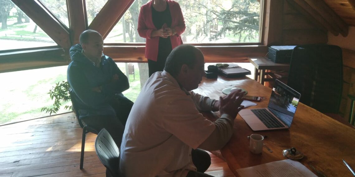 Se llevó a cabo la reunión virtual con prestadores gastronómicos