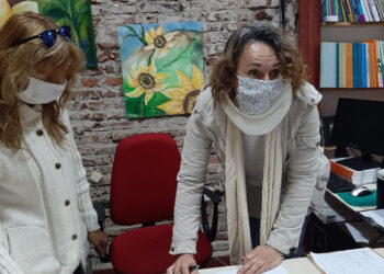 La Profesora Irina Chesñévar quedó a cargo de la jefatura distrital de Tornquist