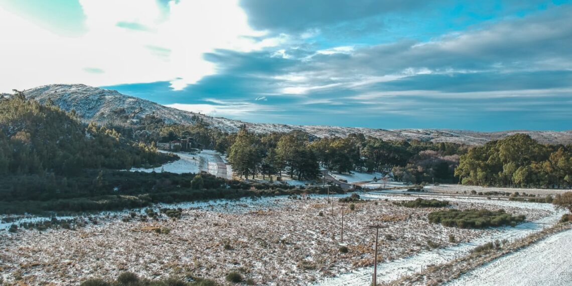 La nevada en la Comarca Serrana vista desde un drone