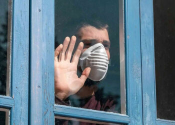 SOLICITAN A AQUELLAS PERSONAS QUE SE ENCUENTRAN AISLADAS PERMANECER EN SUS DOMICILIOS