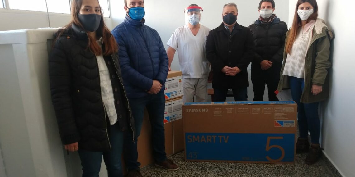 Agradecimiento a la empresa AES