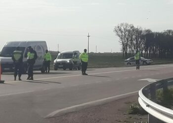 Realizan un amplio operativo de interceptación vehicular en el km. 69 de la Ruta 33