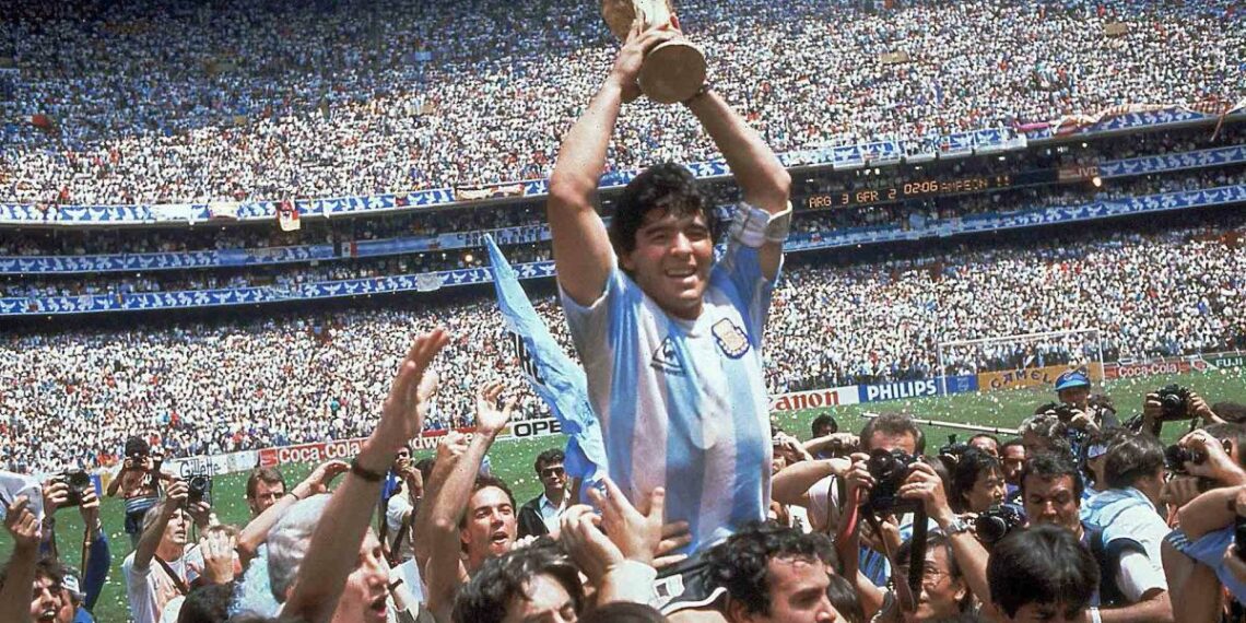 Falleció Diego Armando Maradona