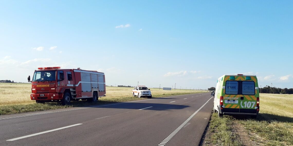 Por un vuelco que no existió se movilizaron bomberos, una ambulancia y personal policial