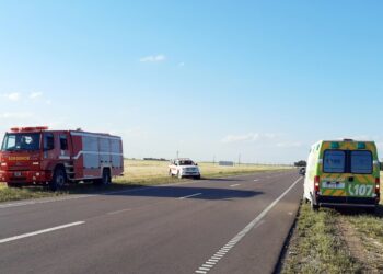 Por un vuelco que no existió se movilizaron bomberos, una ambulancia y personal policial