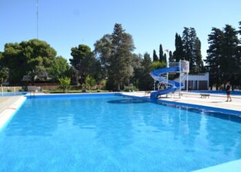 Las piscinas municipales de Tornquist son una opción muy importante para este verano