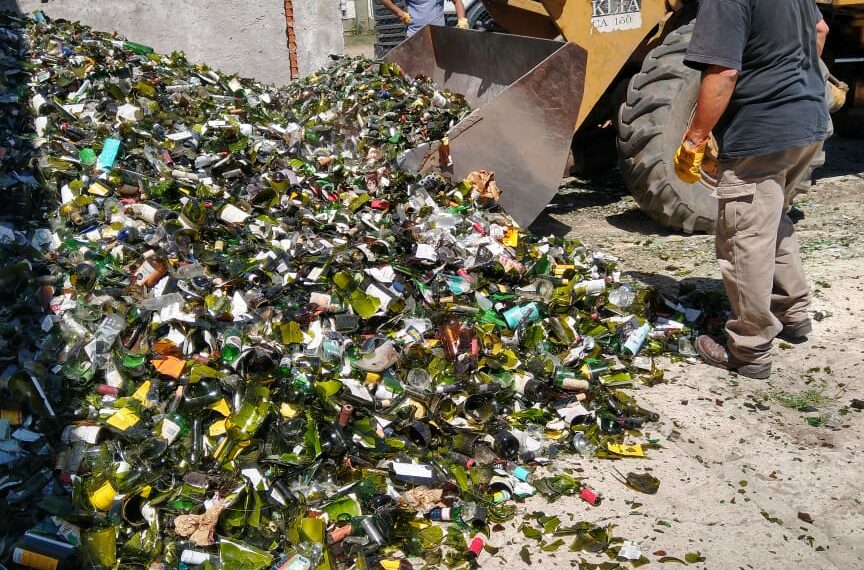 SE RECUPERARON 7.500 KILOS DE VIDRIO EN DOS MESES