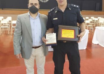 RECONOCIMIENTO A EFECTIVOS POLICIALES