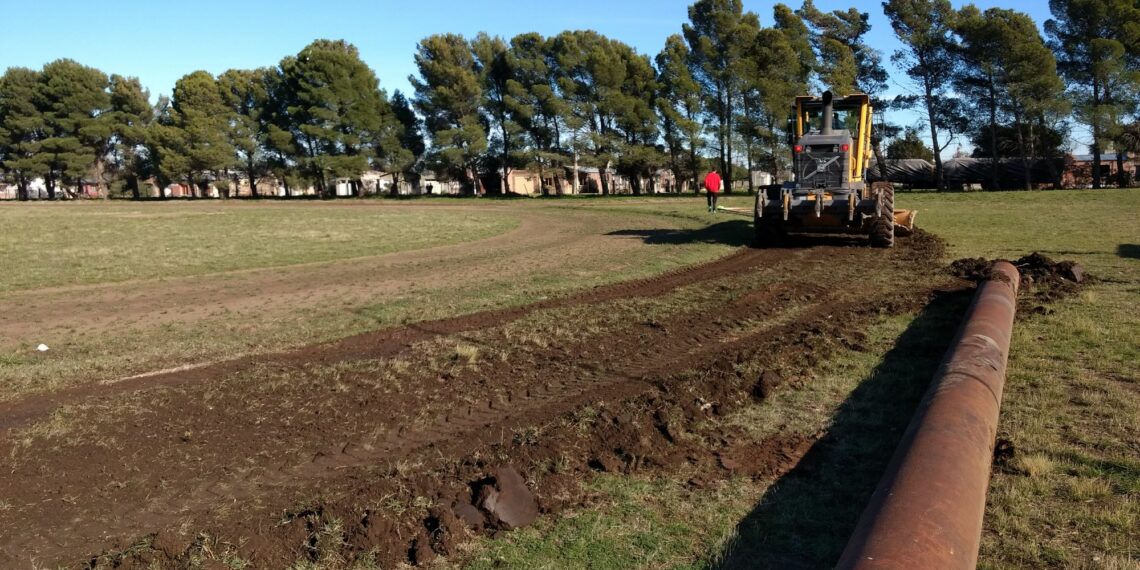 Avanza a paso firme la puesta en valor de la Pista Municipal de Atletismo