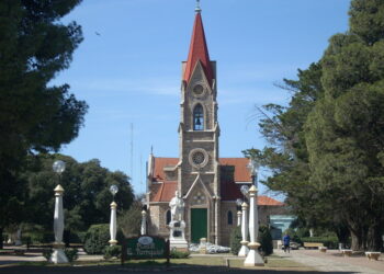 Durante una semana se suspenden las misas presenciales en la Iglesia Santa Rosa de Lima