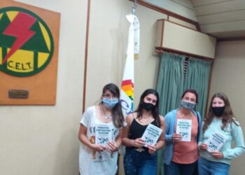 La CELT entregó libros a las cooperativas escolares de Tonquist