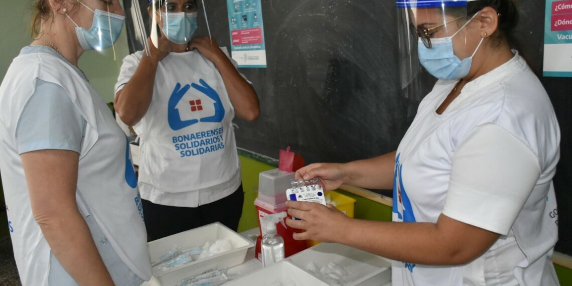 Inició en Tornquist la vacunación de la población contra el Covid-19 (fotos y videoentrevista)