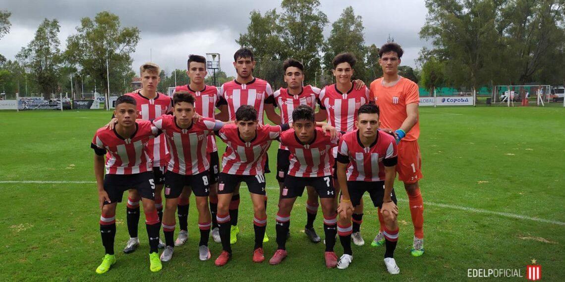 Estudiantes de La PLata: Tomás Fhur debutó con una goleada