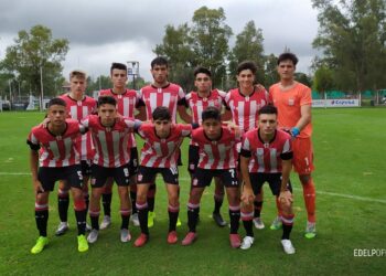 Estudiantes de La PLata: Tomás Fhur debutó con una goleada