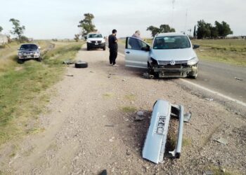 Un herido por el choque de dos autos en la ruta 33