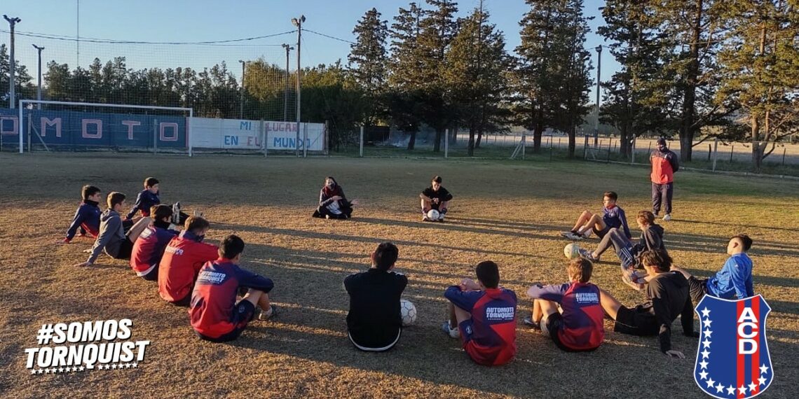 Automoto sumó una psicóloga para el fútbol infantil