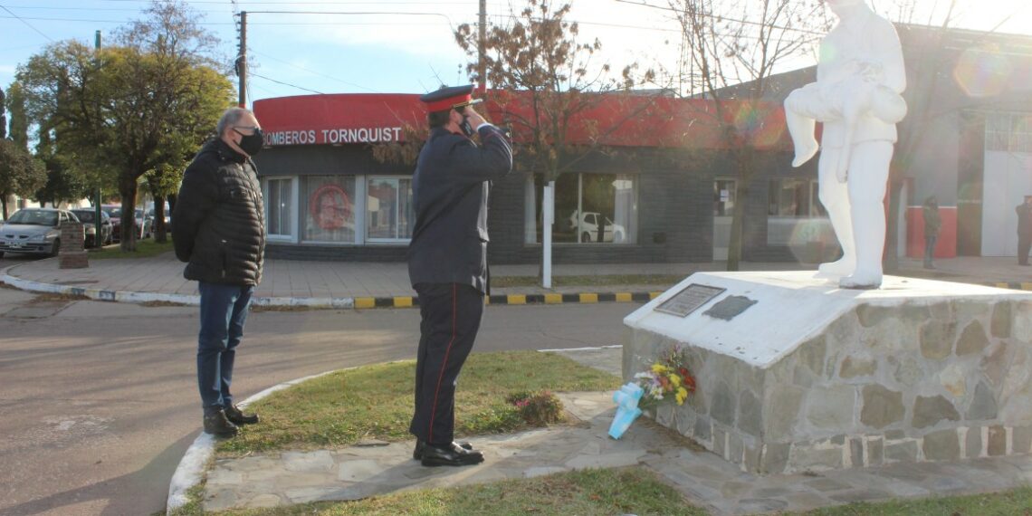 “Sacrificio, valor y abnegación” Día del Bombero Voluntario (fotos y notas de CELTTV Noticias)