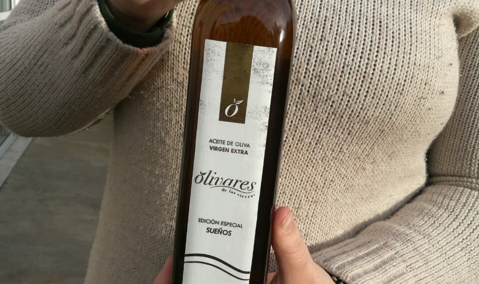 OLIVARES DE LAS SIERRAS REALIZO SU PRIMER COSECHA