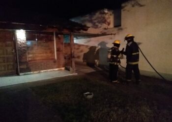 Los Bomberos controlaron un principio de incendio en una vivienda