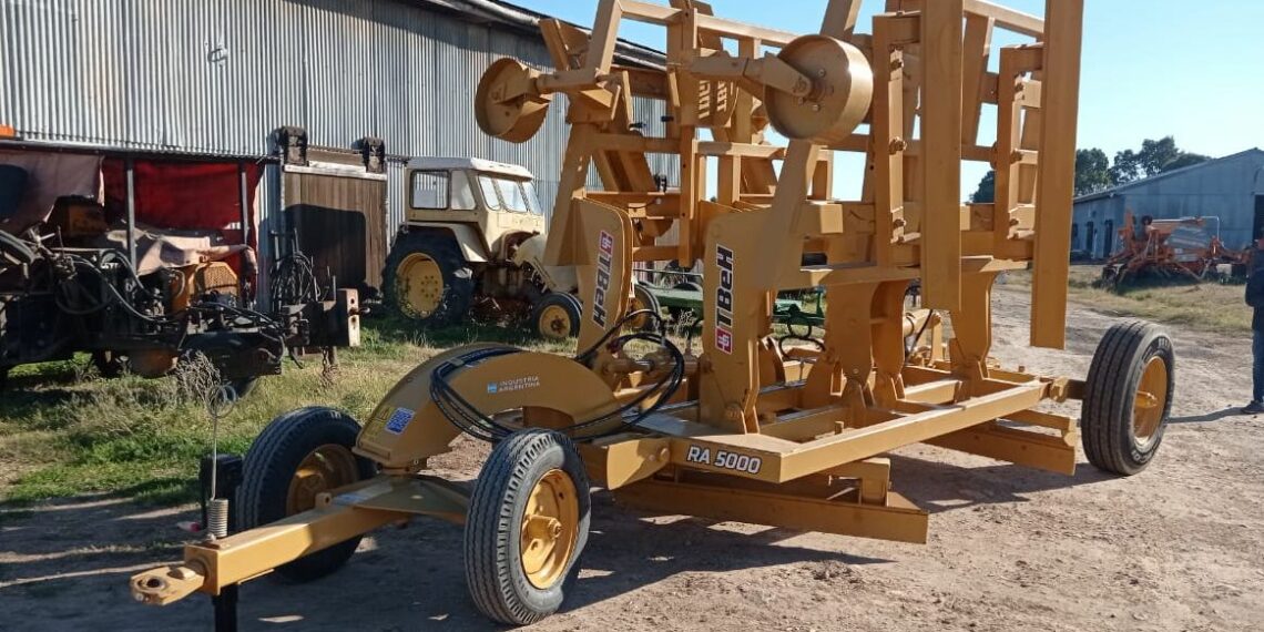 El municipio continúa adquiriendo maquinaria para la mejora de caminos rurales