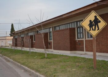 CELTTV transmitirá el acto por el 50º aniversario de la EES Nº 1 “Víctor Mercante” (Videos)