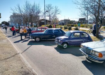 En Tornquist se realizó una exhibición de autos clásicos