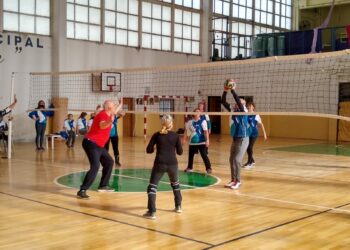 Encuentro de Newcom en el Gimnasio Municipal de Tornquist