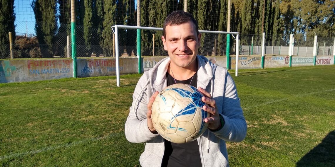 MAGAZINE SPORT: Entrevista con Juan Stefanof (Club Unión), Ulises Mansilla (Vélez Sarsfield) y Fernando Delgado (AAAJ)