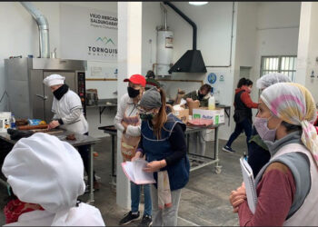 Producción en el distrito: 22 capacitaciones en marcha, expansión de trabajo en la Textil y un proyecto lechero de 250 millones de inversión en desarrollo