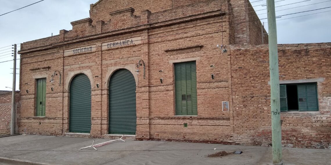 Camino a los 100 años: Avanzan las obras para la puesta en valor de la Sociedad Germánica (Videos)