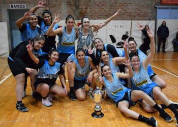 El Nacional, con Belén Tombesi, tricampeón de primera femenino (Fotos y Video)