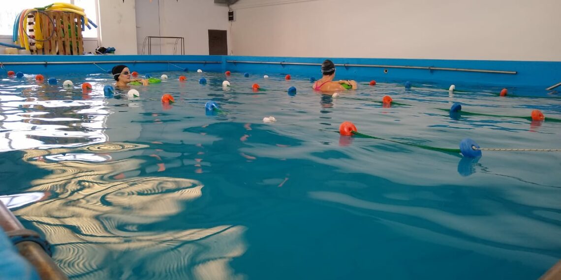 La pileta climatizada del Centro de Jubilados retomó su actividad (Videos)