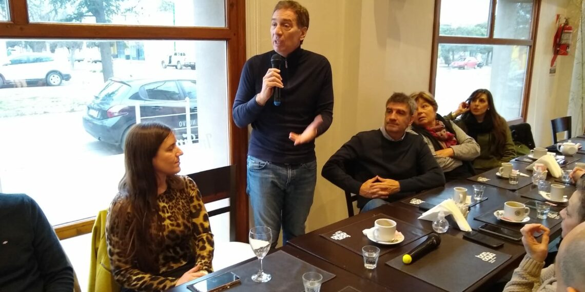 Diego Santilli se reunió con dirigentes y vecinos del distrito (Videos)