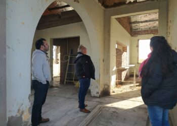 Bordoni recorrió el avance de las obras de la EP N°8 y Escuela Agraria de Villa Ventana