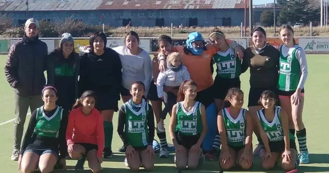 Hockey: Doble victoria de “Las Lobas” (Video)