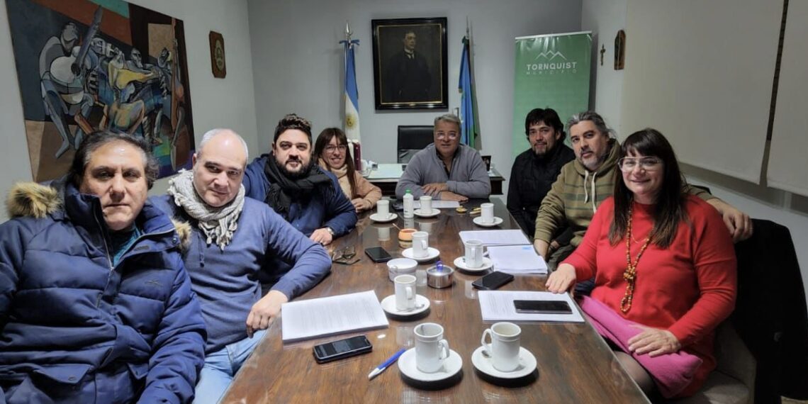 Bordoni se reunió con integrantes de SUTEBA para avanzar sobre un plan de viviendas (Video)