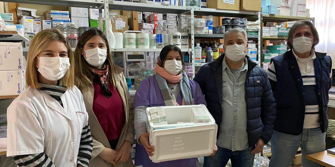 En el marco del convenio de Municipios Cooperativos entregaron vacunas antigripales al Hospital Municipal de Tornquist (fotos y videos)