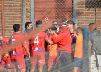 AUTOMOTO SE QUEDÓ CON EL CLASICO