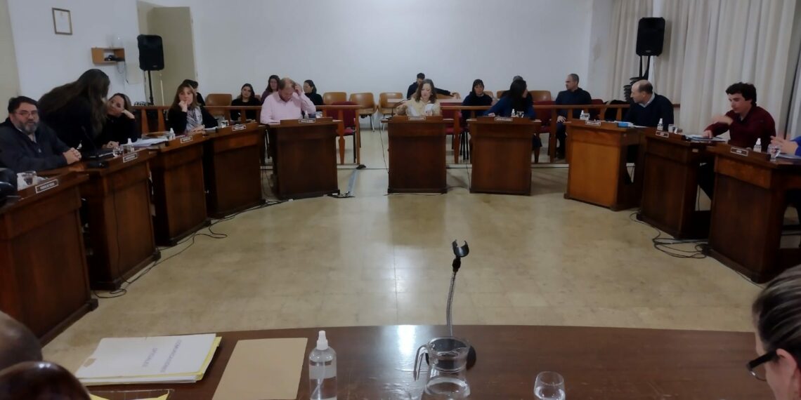 Asamblea de Mayores Contribuyentes y los temas tratados en la sesión del HCD. (informe, fotos y videos)