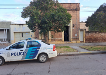 Policiales: Daños a vehículos estacionados sobre la vía pública